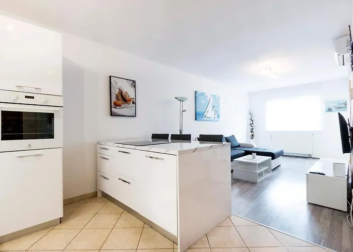 Apartment Elena