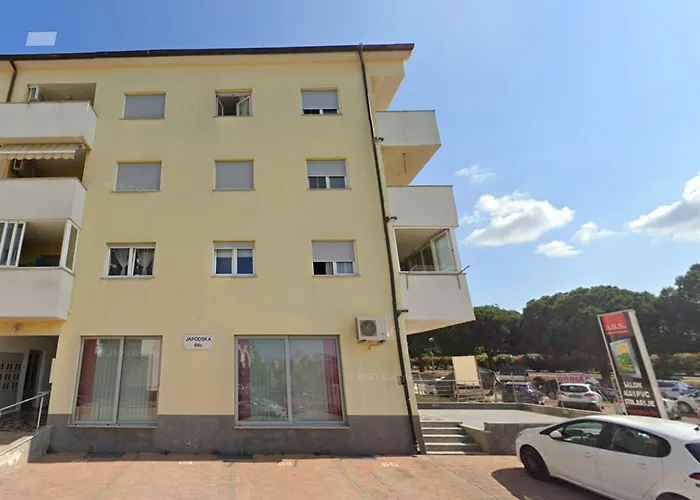 Apartment Elena